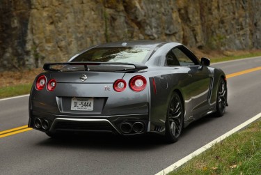 东莞石龙镇急用钱找生意贷款公司靠谱吗全方位解析